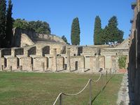 Caccavo S.r.l. - Pontecagnano Faiano (SA) - Edifici prefabbricati a servizio del Teatro Grande negli scavi archeologici di Pompei